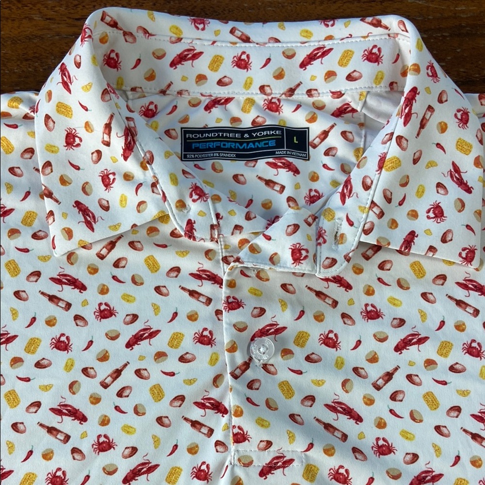 Roundtree & Yorke Performance Novelty Crawfish Boil Crab Lobster Golf Polo Shirt